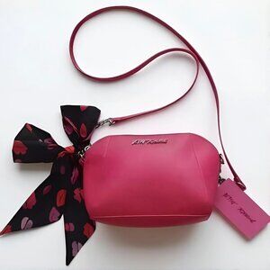 Betsey Johnson XOANAYA Crossbody Pink/Black NWT Retro
